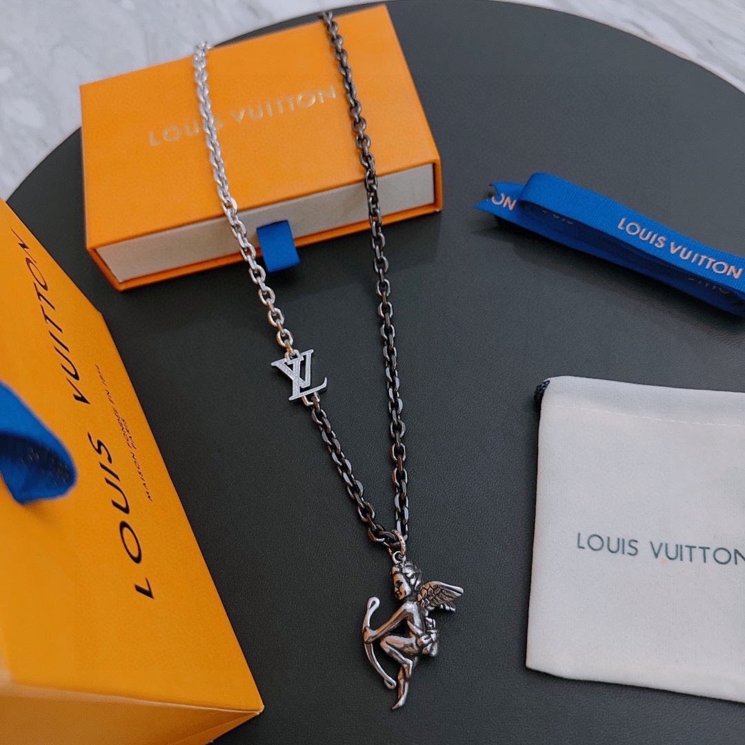 Louis Vuitton Necklaces